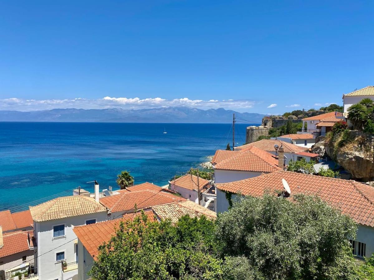 Blu Blu Apartment With Castle View Koroni  Ngoại thất bức ảnh